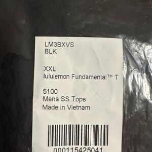 Lululemon Athletica Black T-Shirt XXL